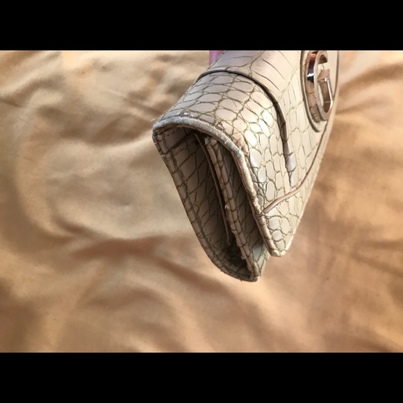 Guess wallet - Picture 6 of 7